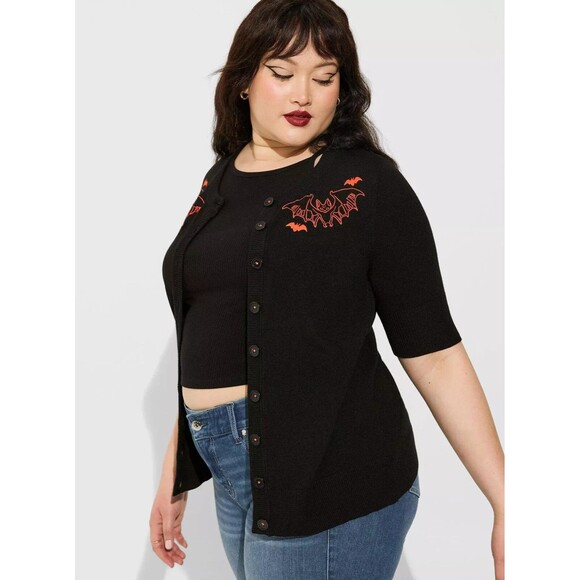NWT Torrid Fitted Crop Bat Cardigan Embroidered Black & Orange 4X 26 Plus - Picture 1 of 4